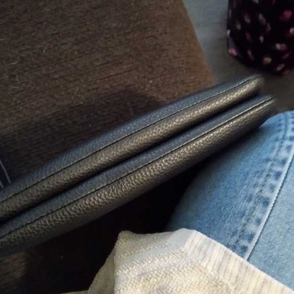 NWT COACH DOUBLE ZIPPER LARGE WRISTLET - Picture 4 of 4